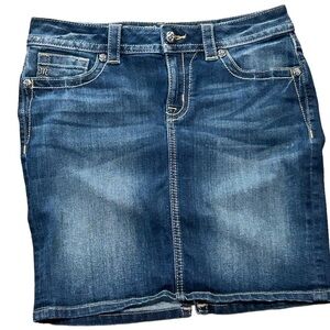 Miss Me Denim Jean Signature Mid Skirt Size 29 With Pockets